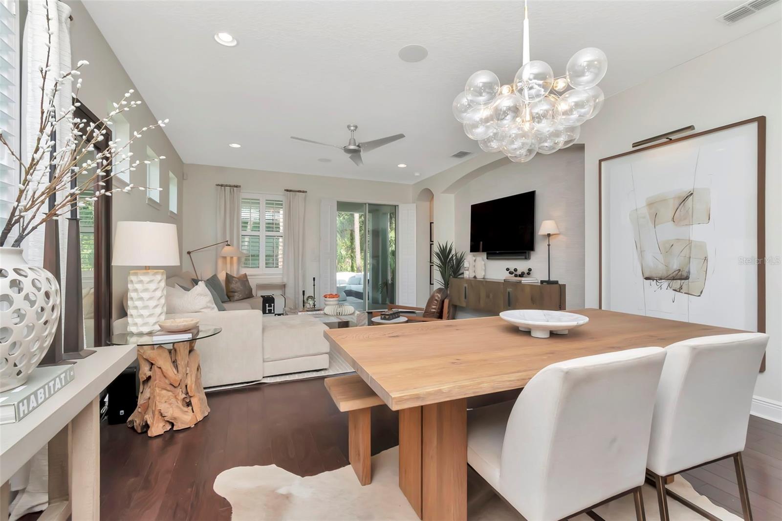 Listing photo id 12 for 11510 Quiet Forest Drive