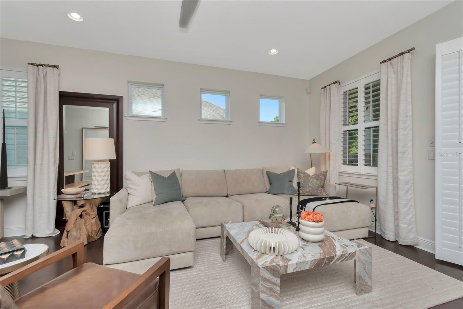 Listing photo id 15 for 11510 Quiet Forest Drive