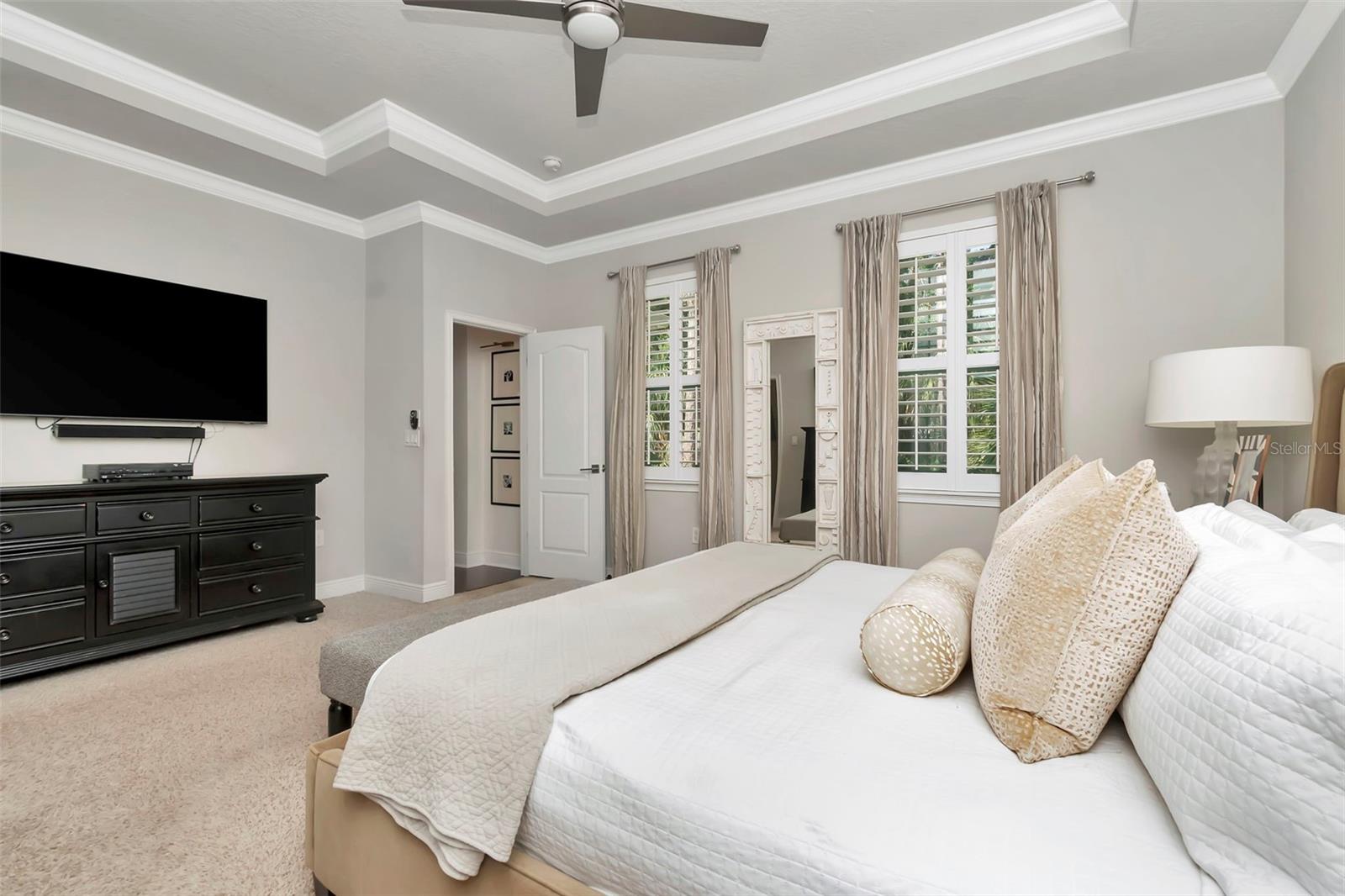 Listing photo id 19 for 11510 Quiet Forest Drive