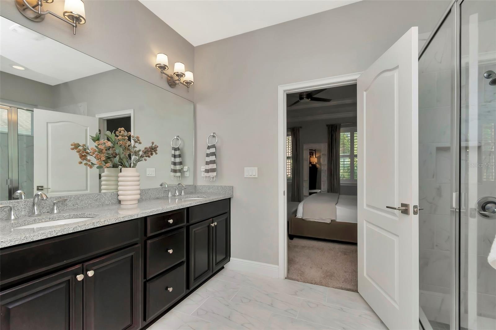 Listing photo id 22 for 11510 Quiet Forest Drive