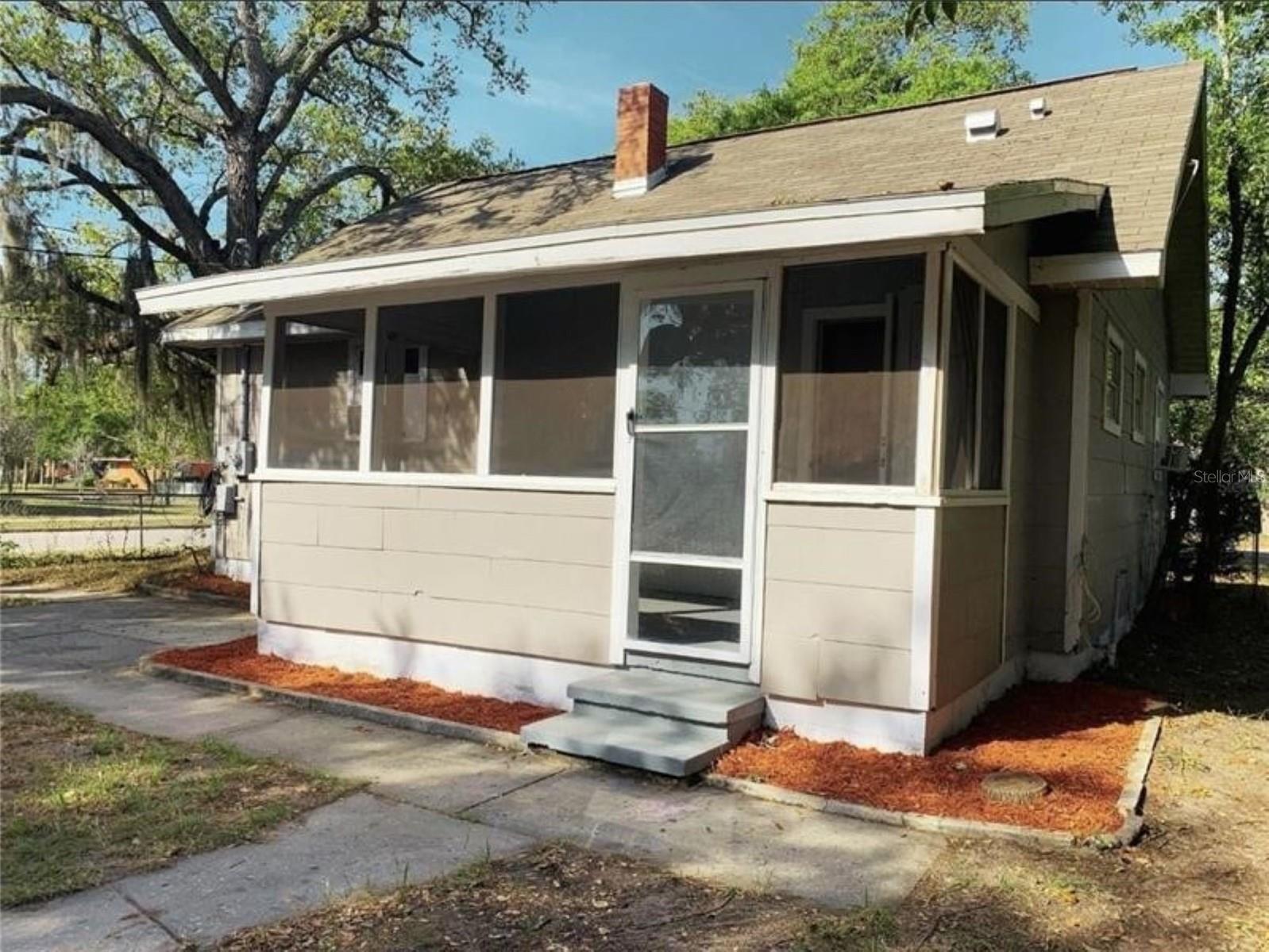 Image 4 of 24 For 2038 16th Street S