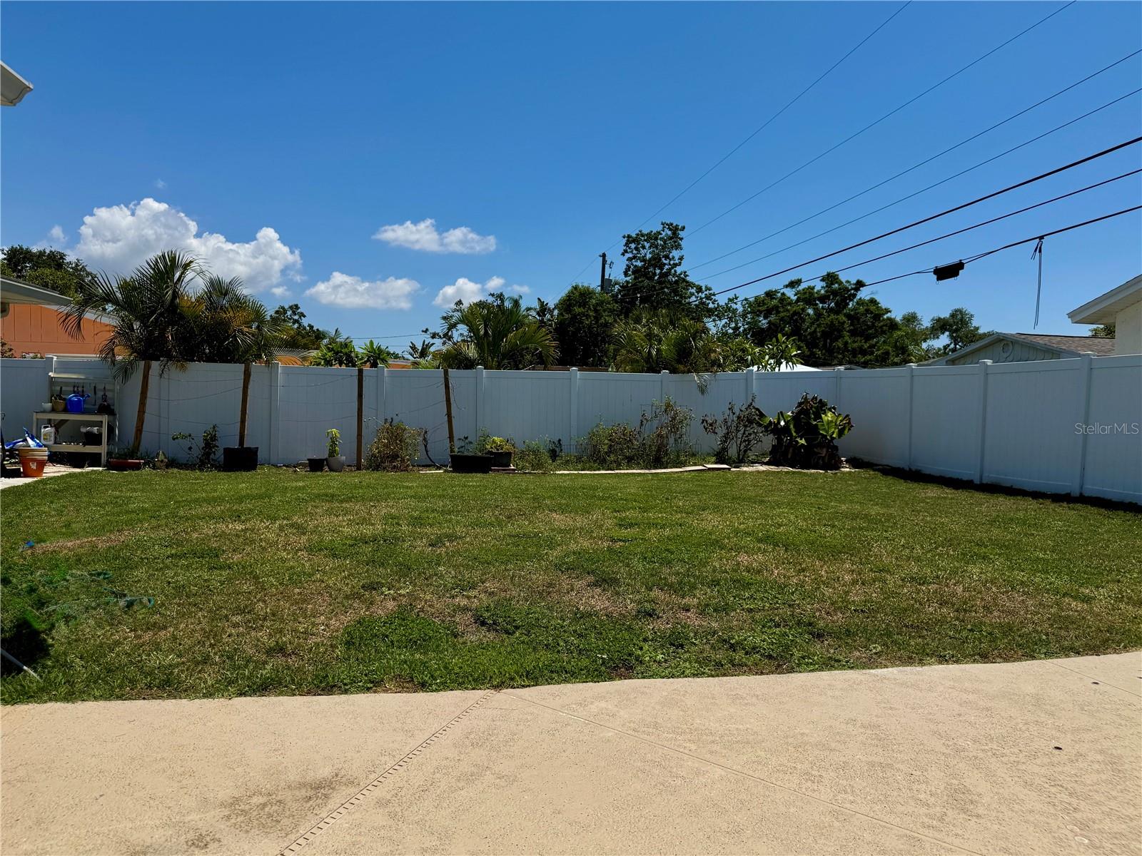 Image 11 of 37 For 1462 Highfield Drive