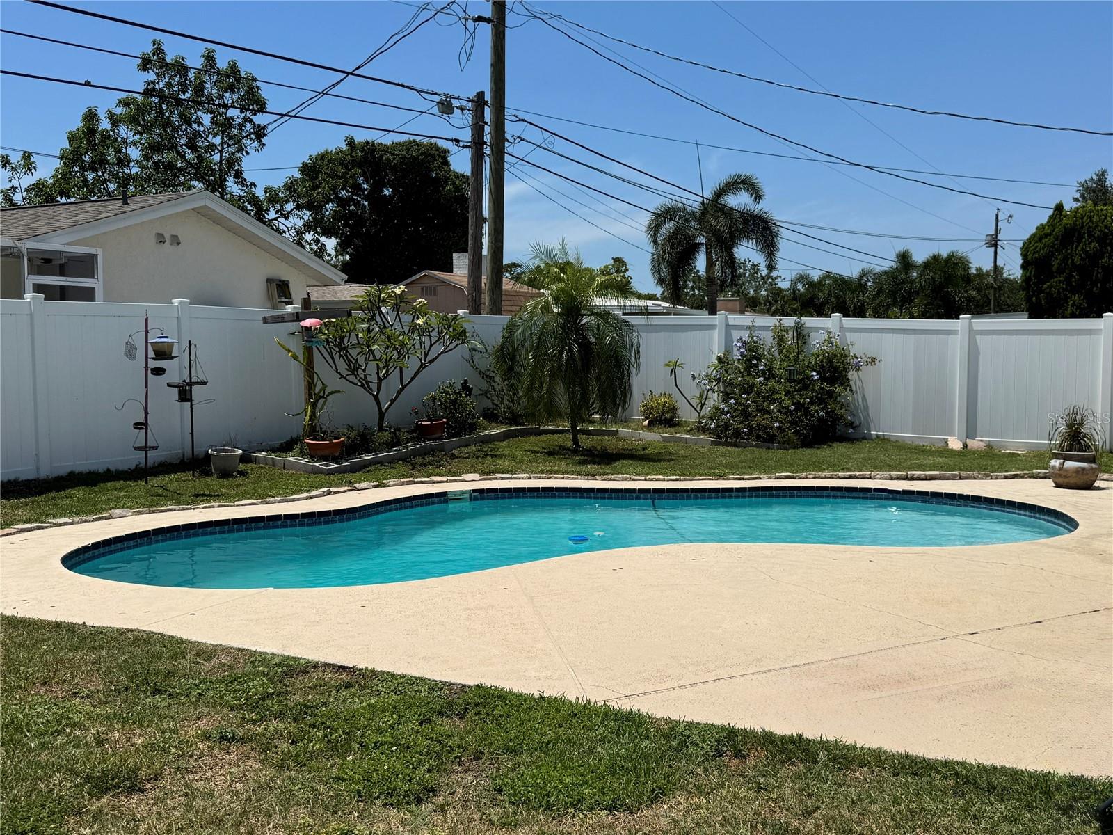 Image 6 of 37 For 1462 Highfield Drive