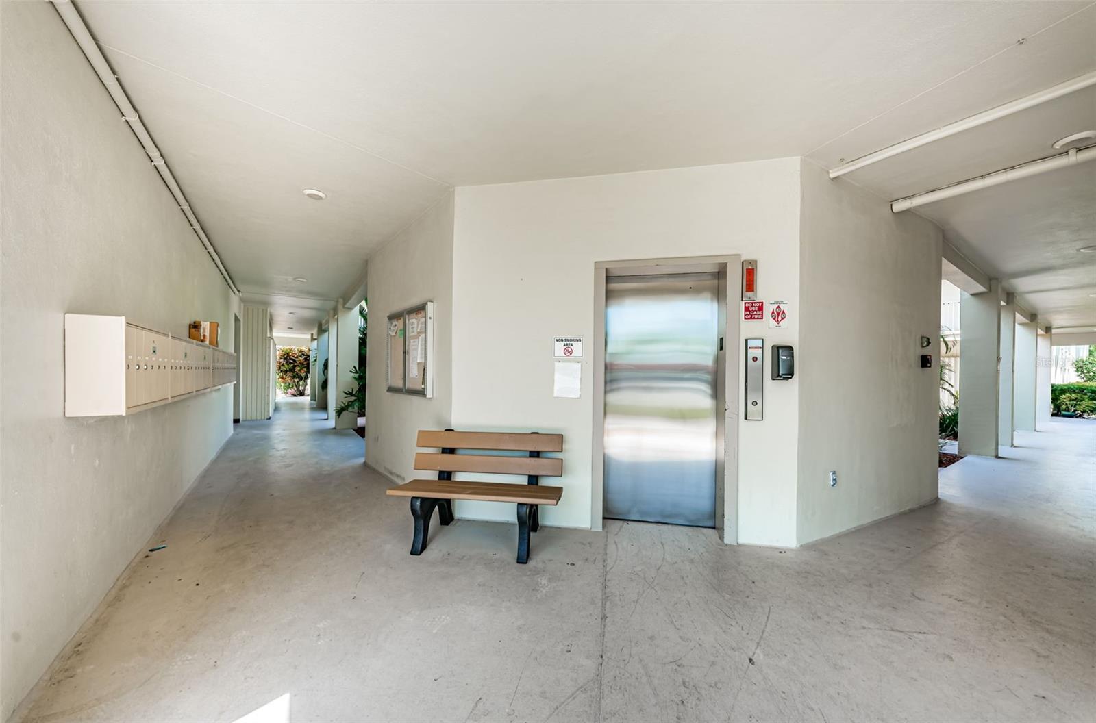 Image 6 of 51 For 2700 Bayshore Boulevard 2110