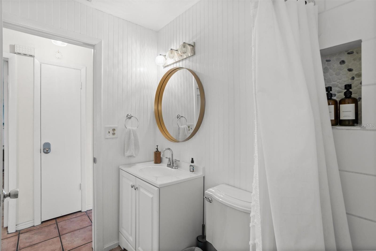 Image 13 of 43 For 1045 28th Avenue S