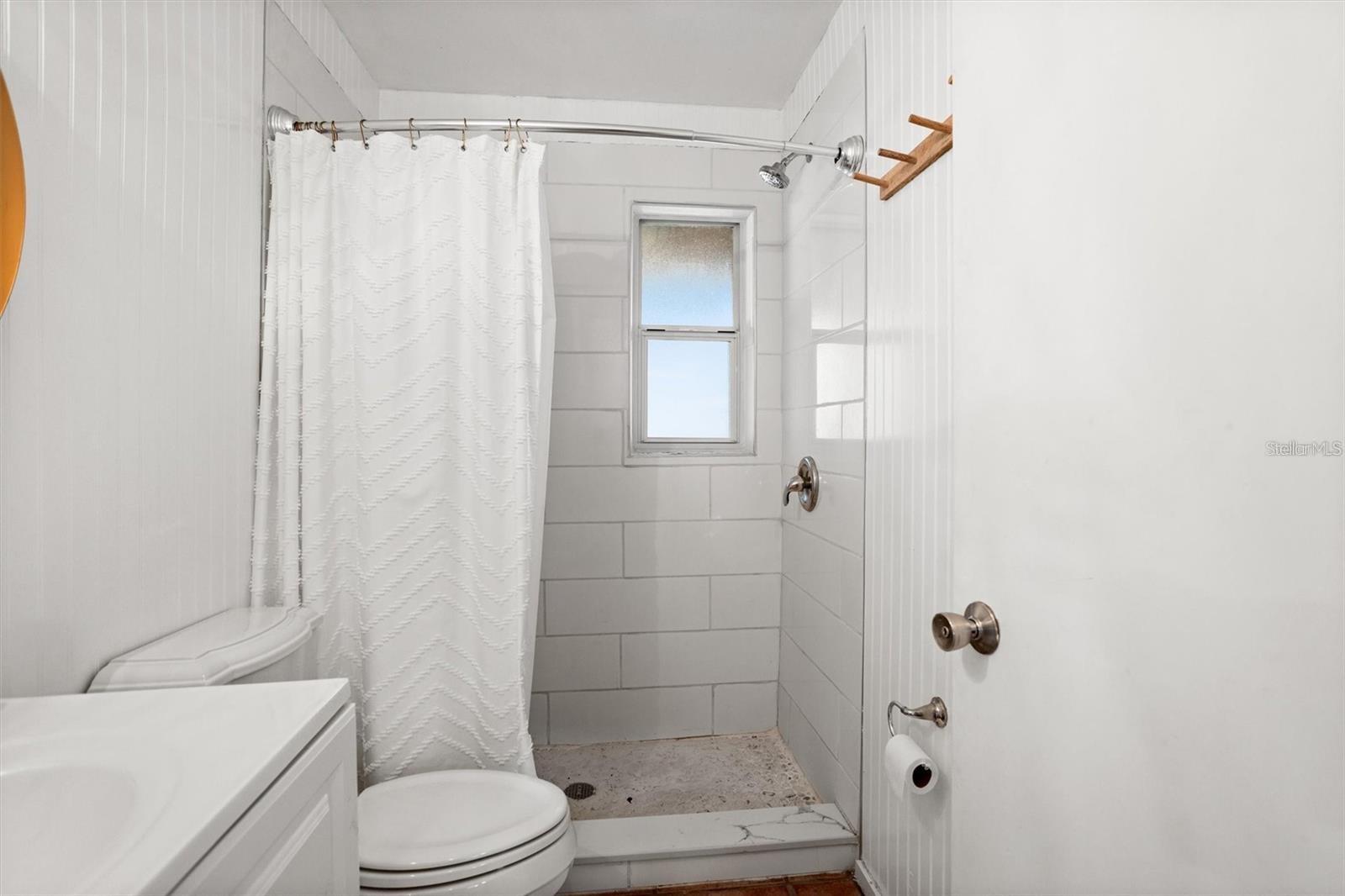 Image 14 of 43 For 1045 28th Avenue S