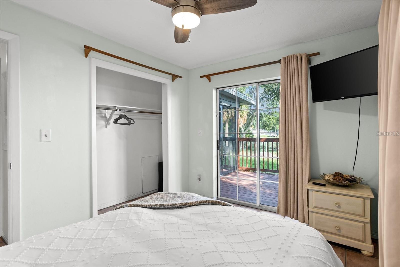 Image 20 of 43 For 1045 28th Avenue S