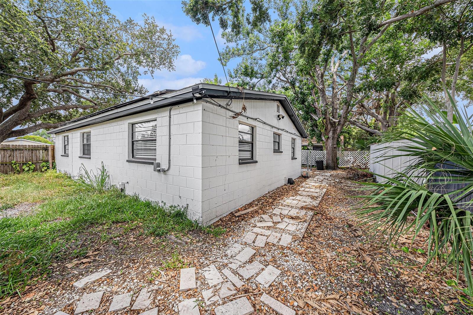 Image 17 of 20 For 5801 92nd Avenue N