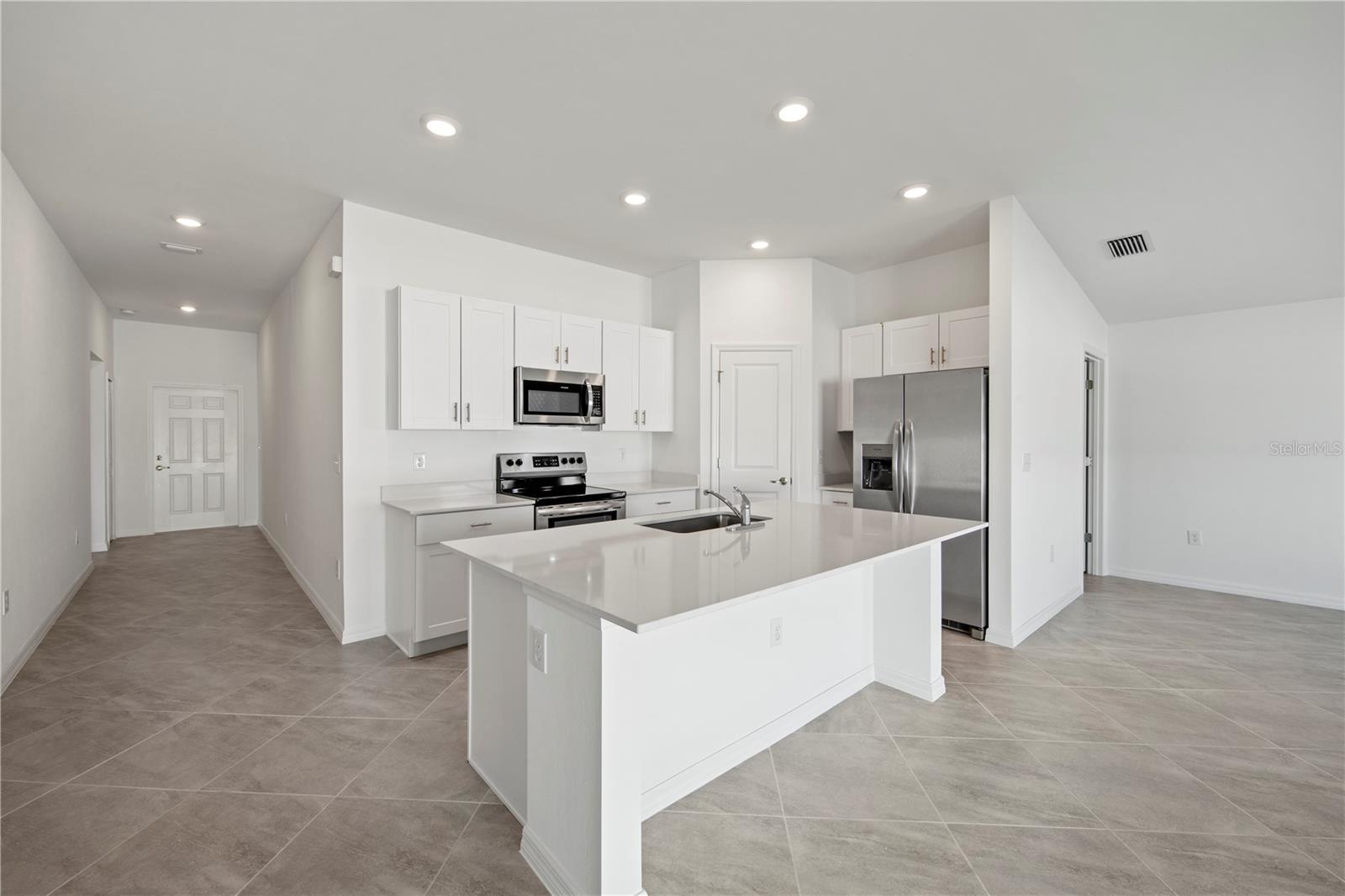 Image 13 of 28 For 1637 Birchcrest Boulevard