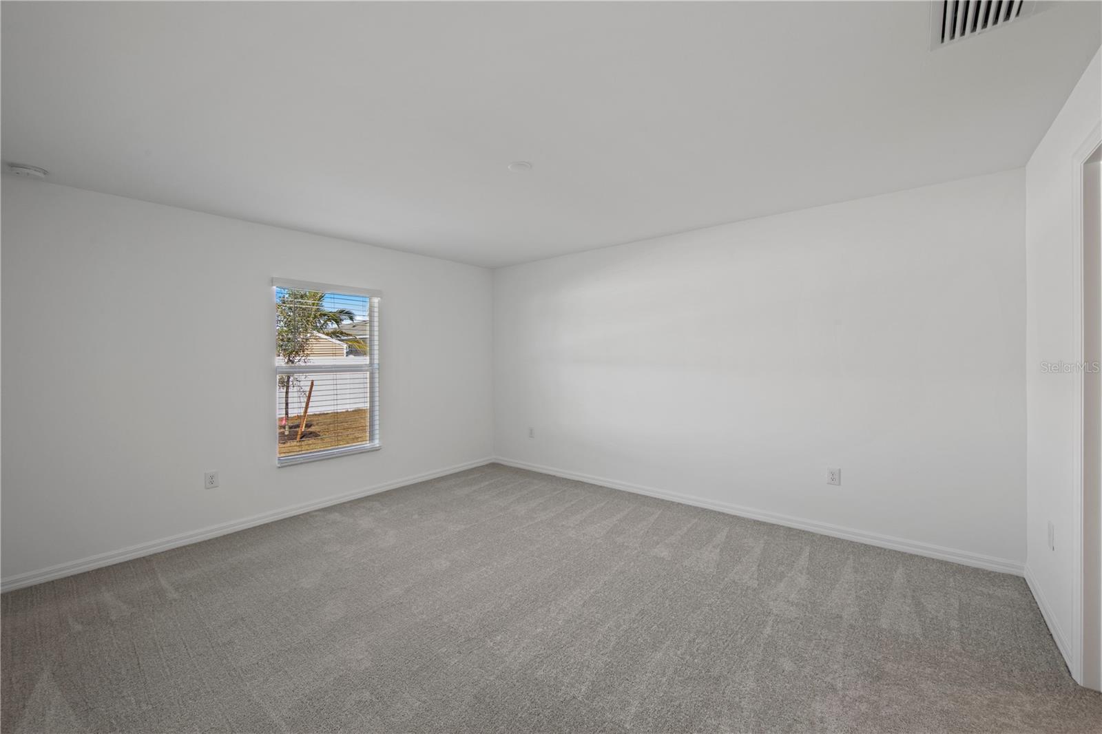 Image 23 of 28 For 1637 Birchcrest Boulevard
