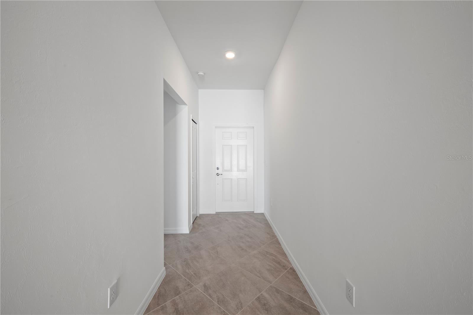 Image 5 of 28 For 1637 Birchcrest Boulevard
