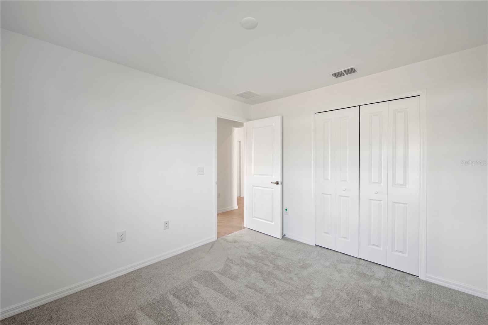 Image 7 of 28 For 1637 Birchcrest Boulevard