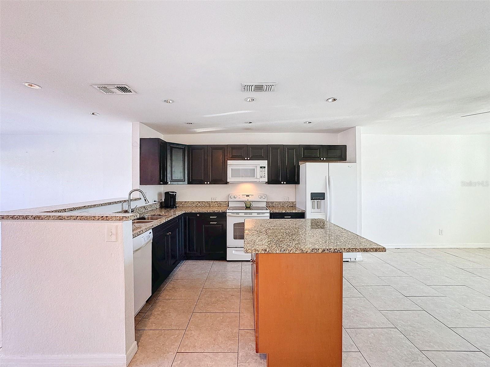 Image 27 of 70 For 9201 Tudor Drive C212