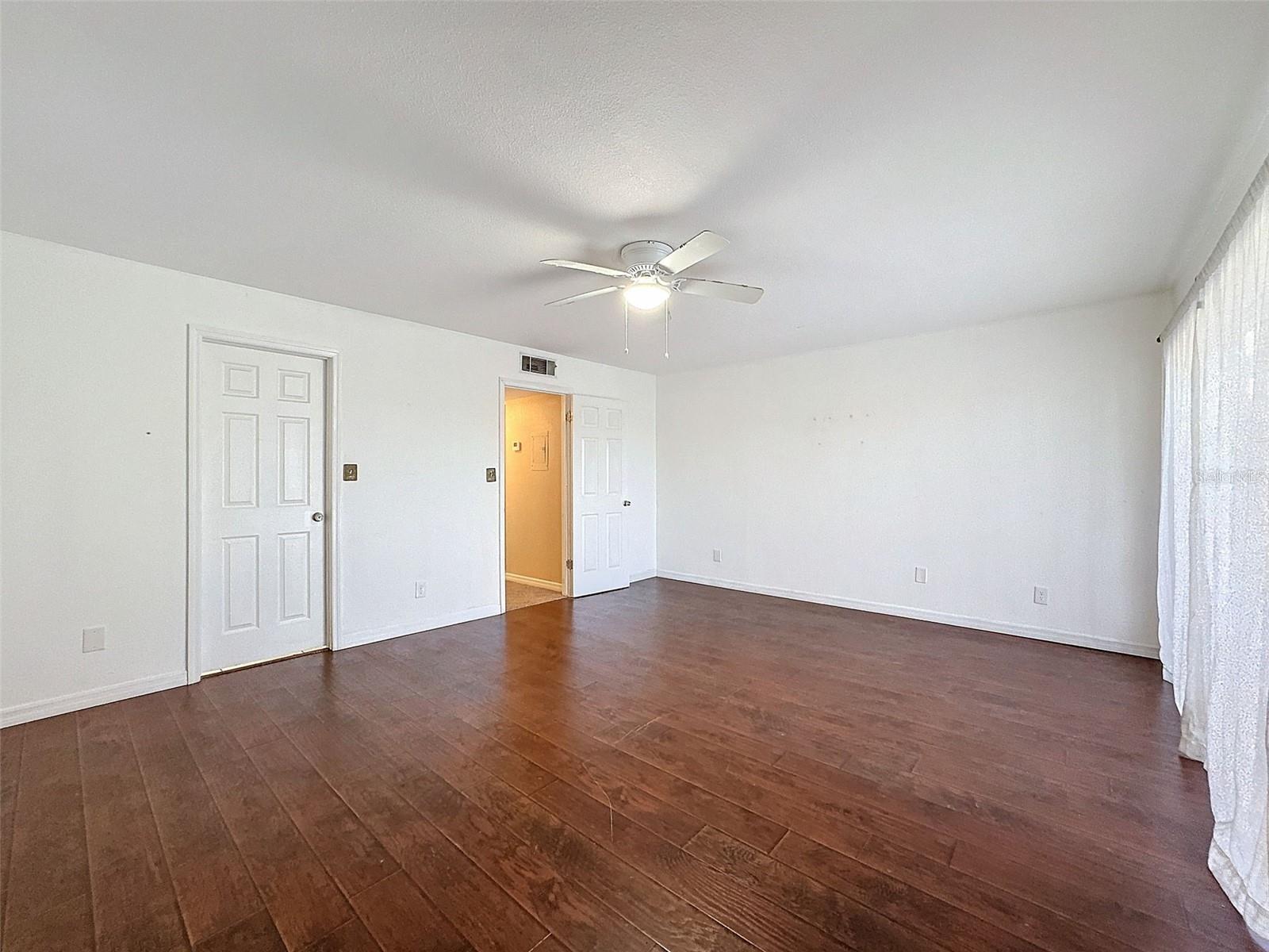 Image 55 of 70 For 9201 Tudor Drive C212