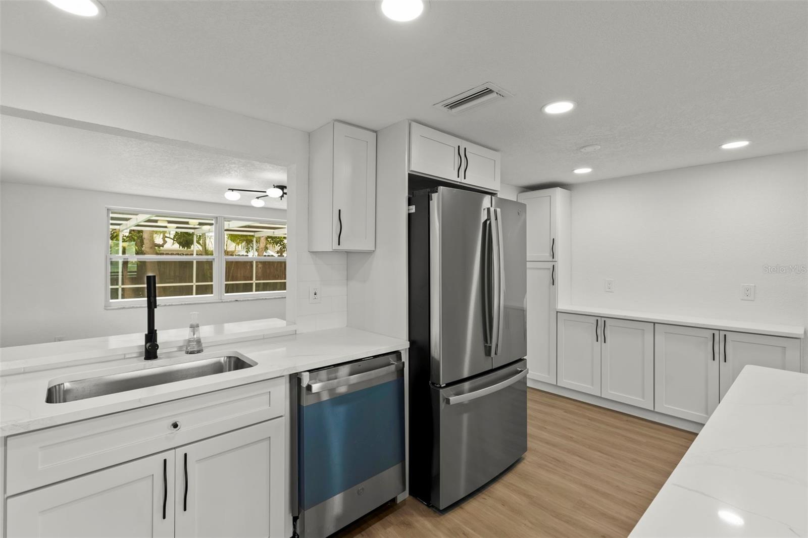 Image 13 of 35 For 9241 Cochise Lane
