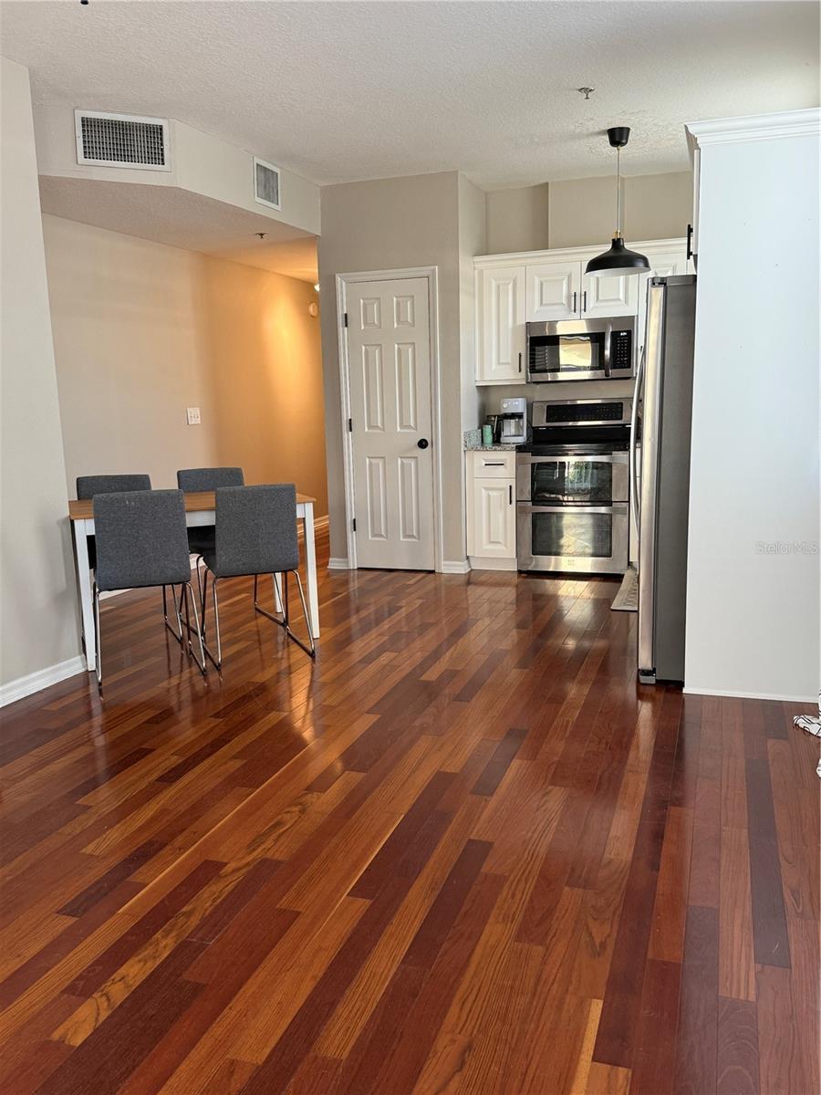 Image 14 of 18 For 1510 17th Street 3b