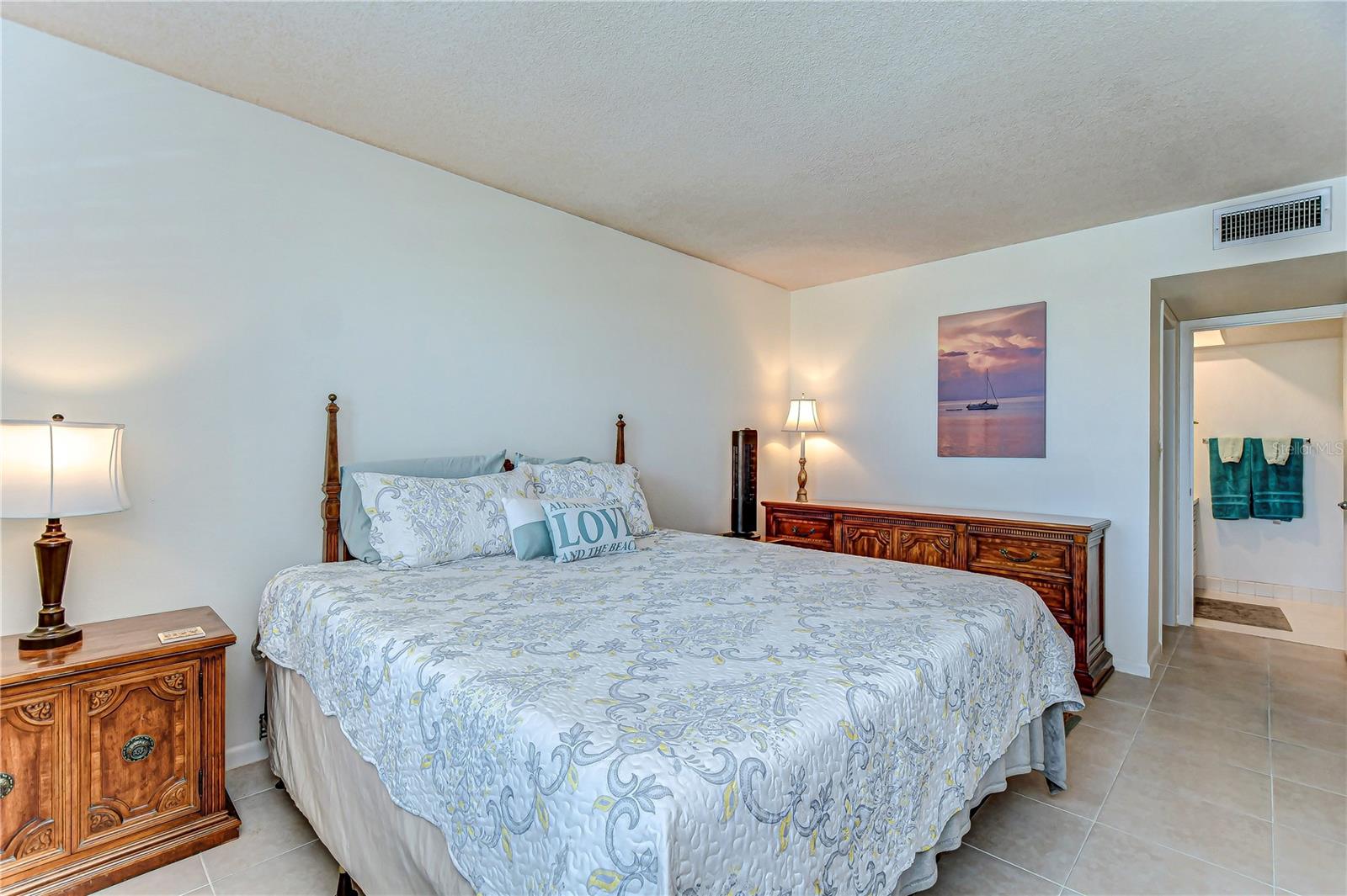 Image 13 of 16 For 5220 Brittany Drive S 807