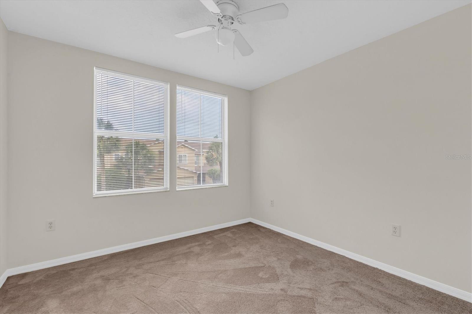 Image 16 of 28 For 11615 Mango Ridge Boulevard 39