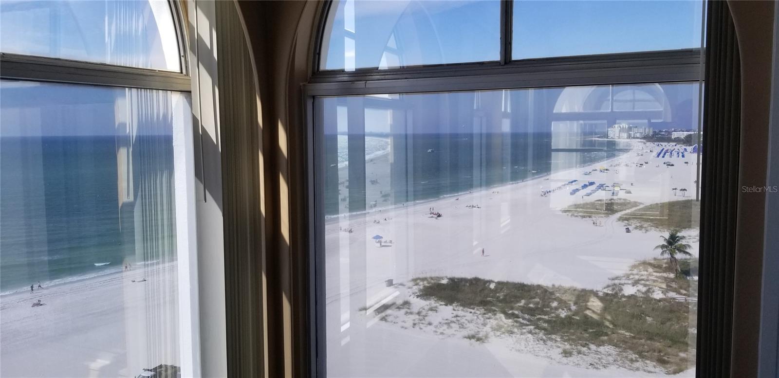 Image 8 of 34 For 4950 Gulf Boulevard 1006