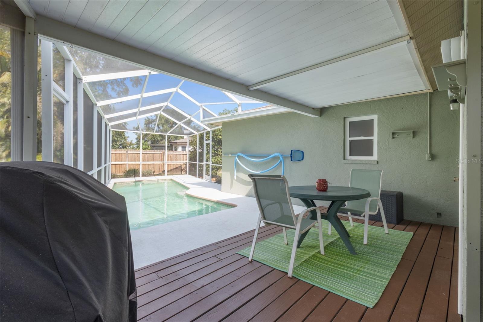 Image 17 of 45 For 3205 Coventry N
