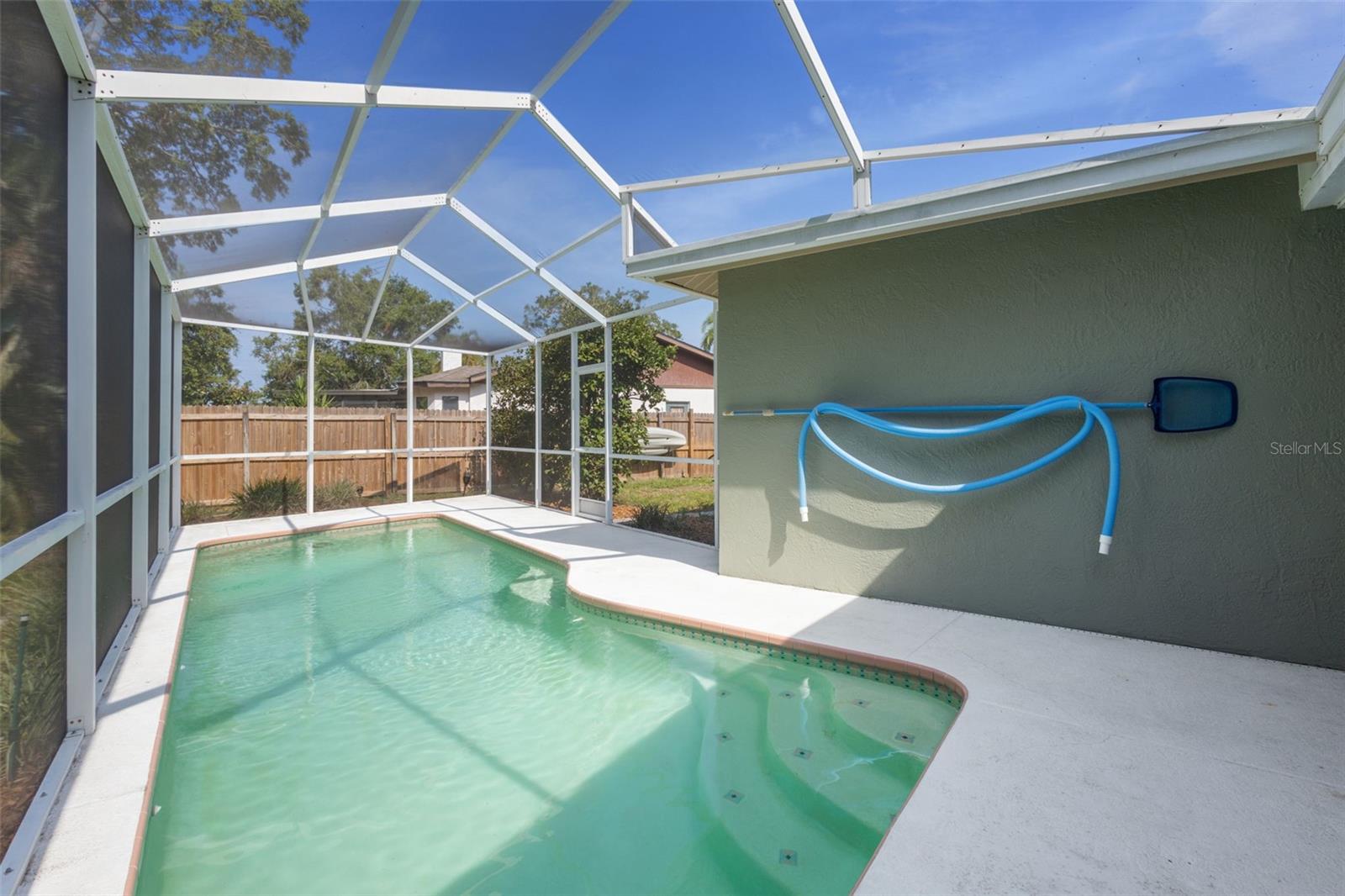 Image 19 of 45 For 3205 Coventry N