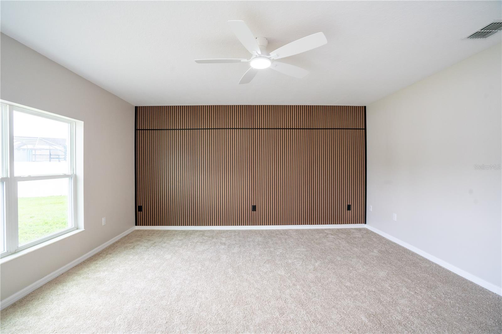 Image 8 of 27 For 383 Blue Lake Circle