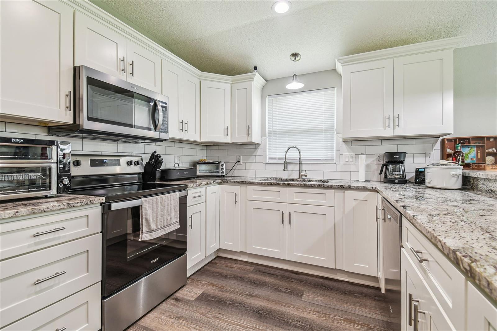 Image 19 of 72 For 4802 18th Street