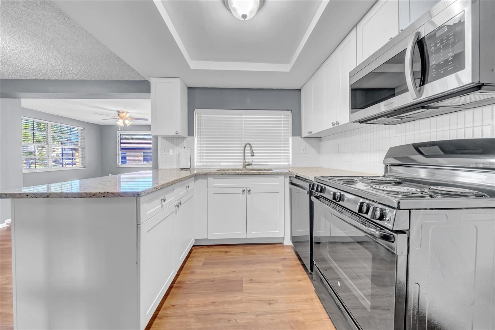 Image 11 of 49 For 12401 Yorktown Lane