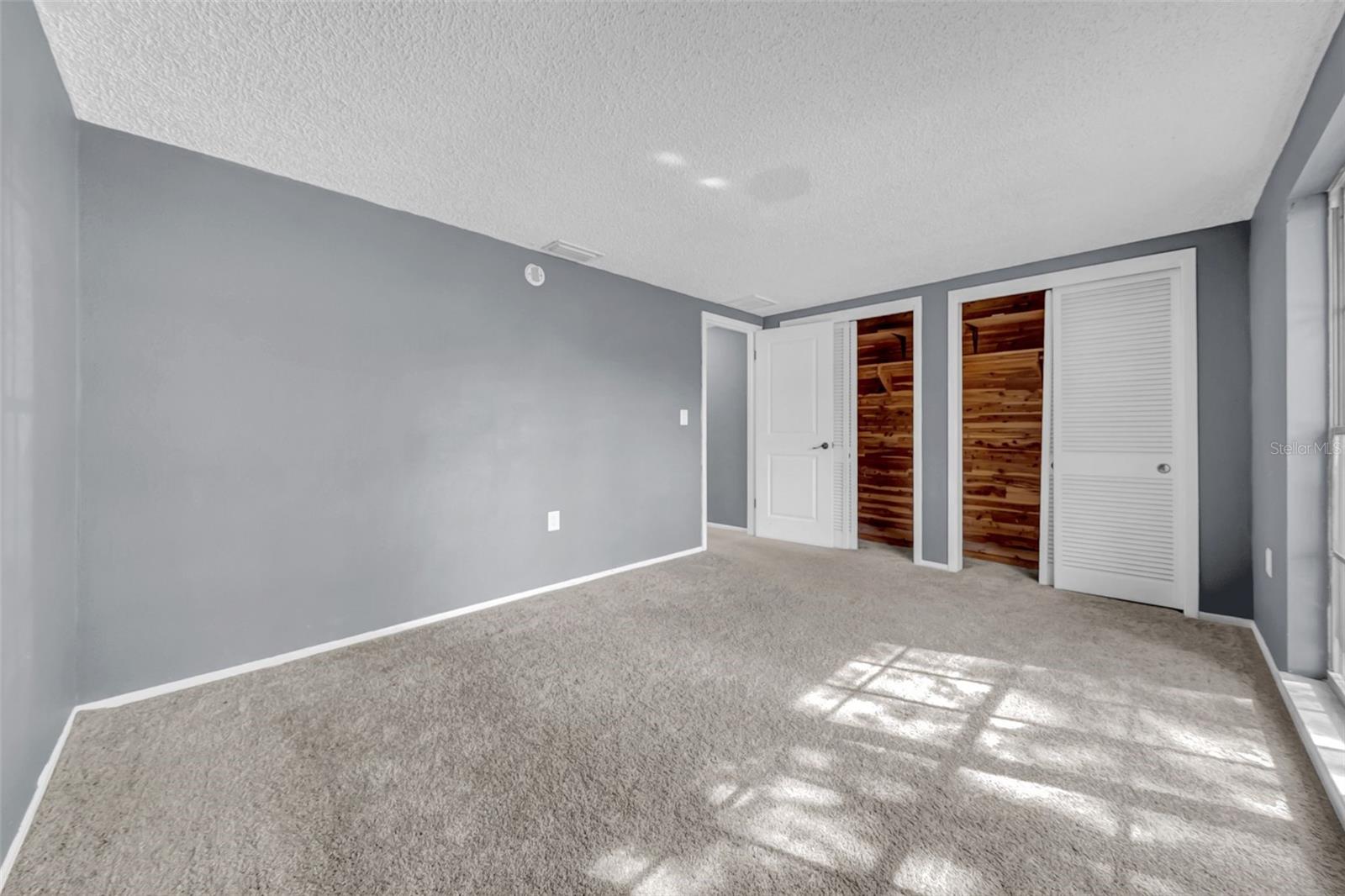 Image 16 of 49 For 12401 Yorktown Lane