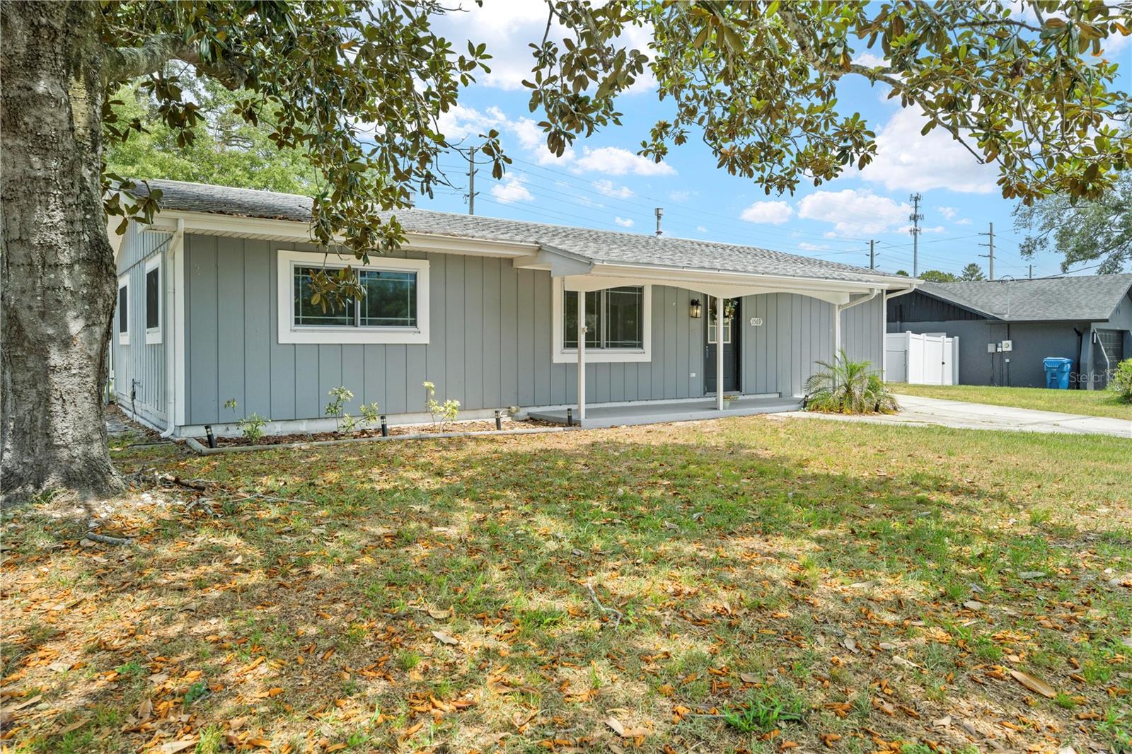 Listing photo id 0 for 1569 Larkin Road