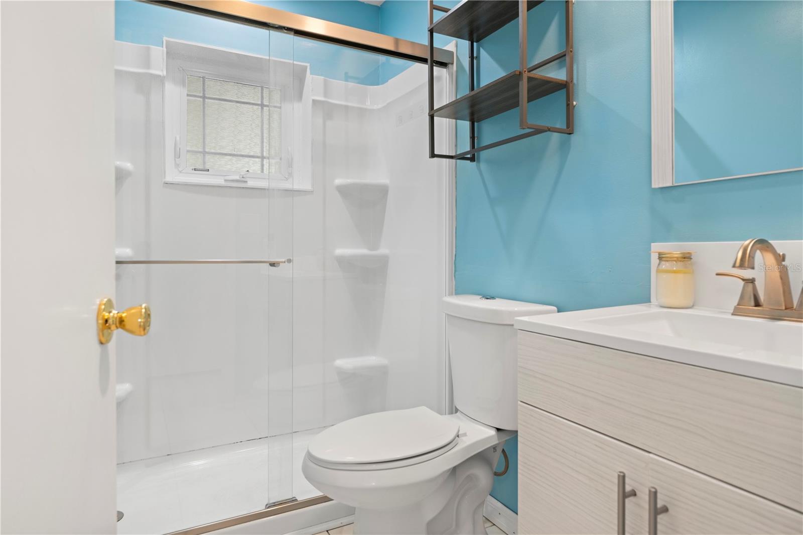 Listing photo id 24 for 1569 Larkin Road
