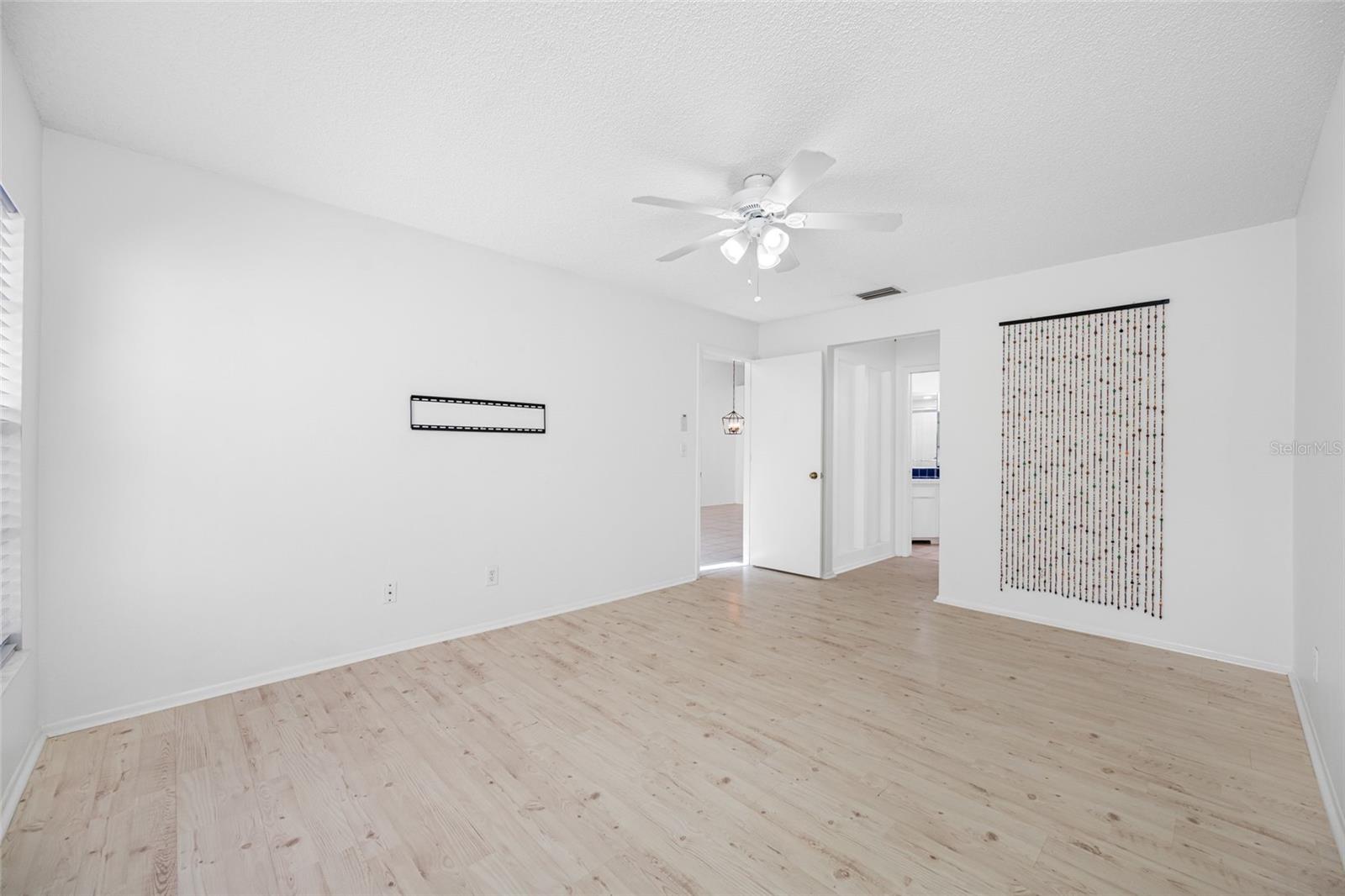 Image 10 of 31 For 3447 Killdeer Pl