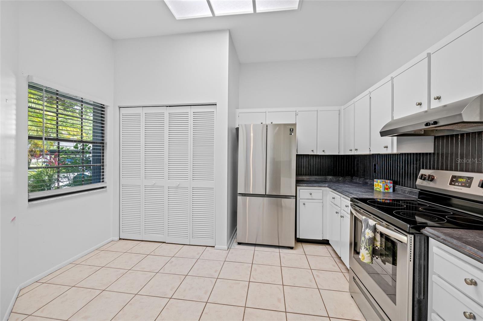 Image 4 of 31 For 3447 Killdeer Pl