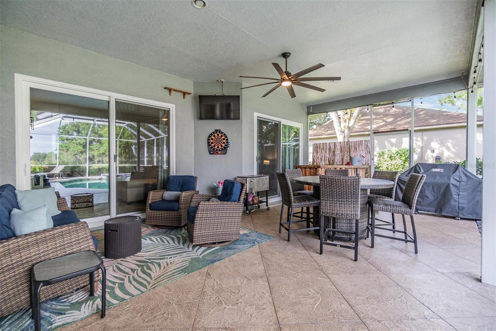 Listing photo id 38 for 2216 Eagle Bluff Drive