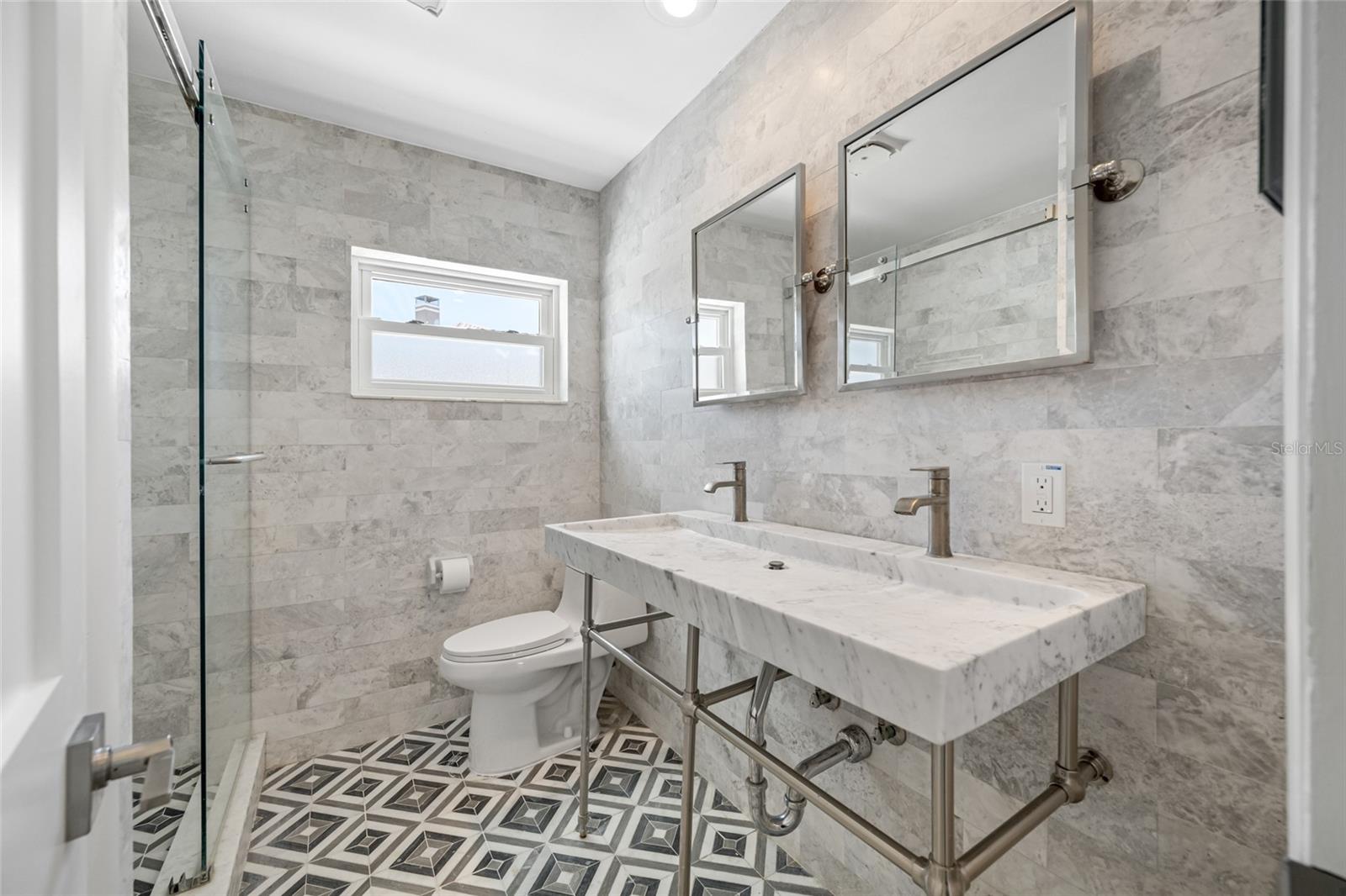 Image 16 of 27 For 16009 6th Street E