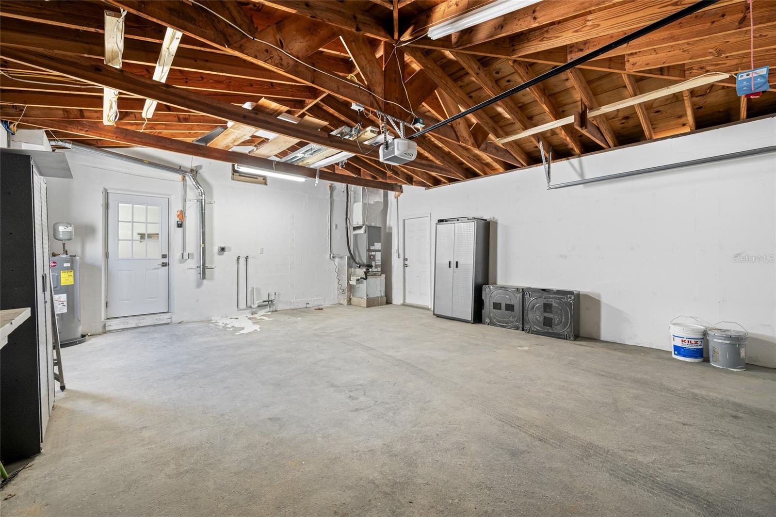 Image 21 of 27 For 16009 6th Street E