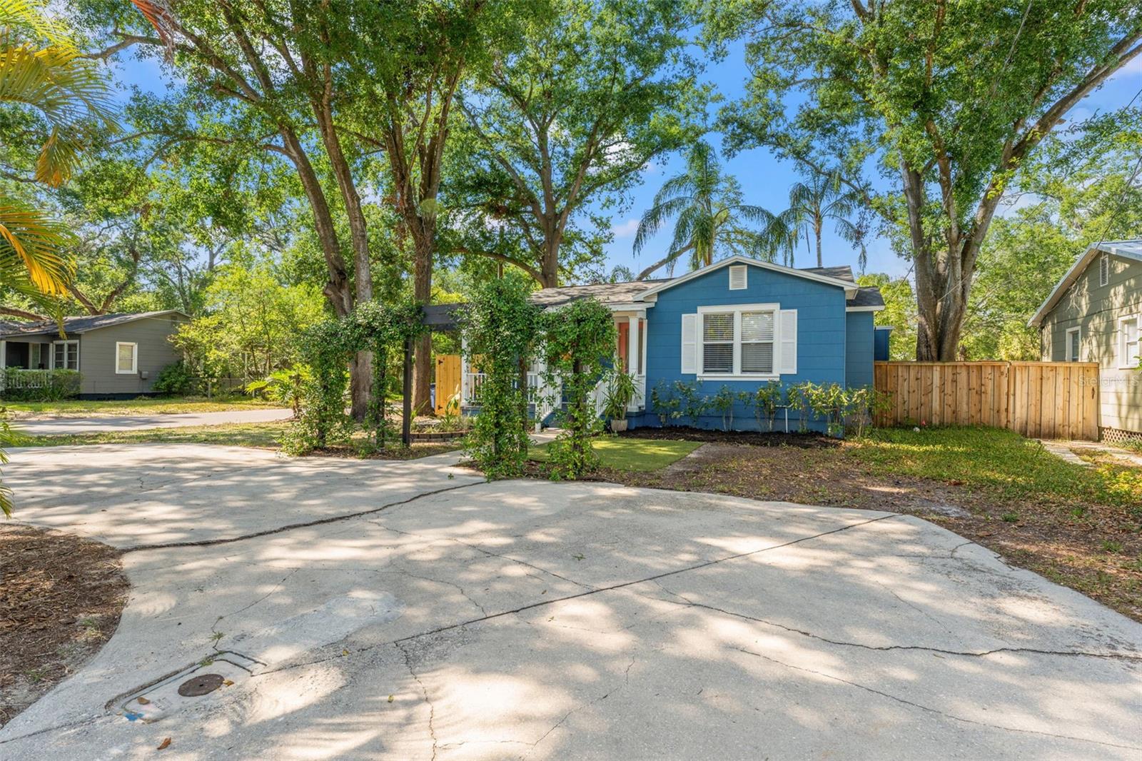 Image 39 of 40 For 1302 Flora Street