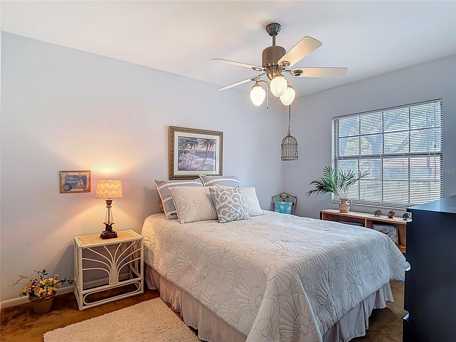 Listing photo id 30 for 10930 Marjory Avenue