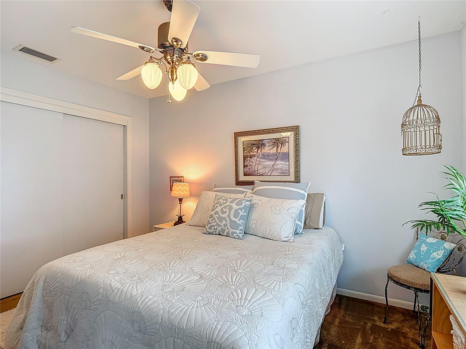 Listing photo id 31 for 10930 Marjory Avenue