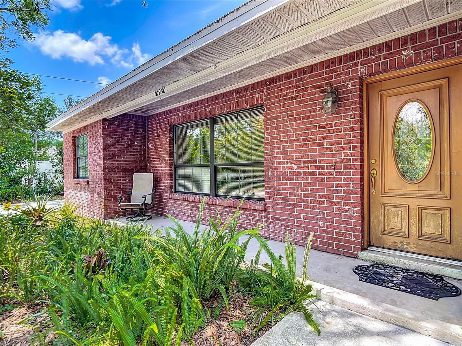 Listing photo id 7 for 10930 Marjory Avenue