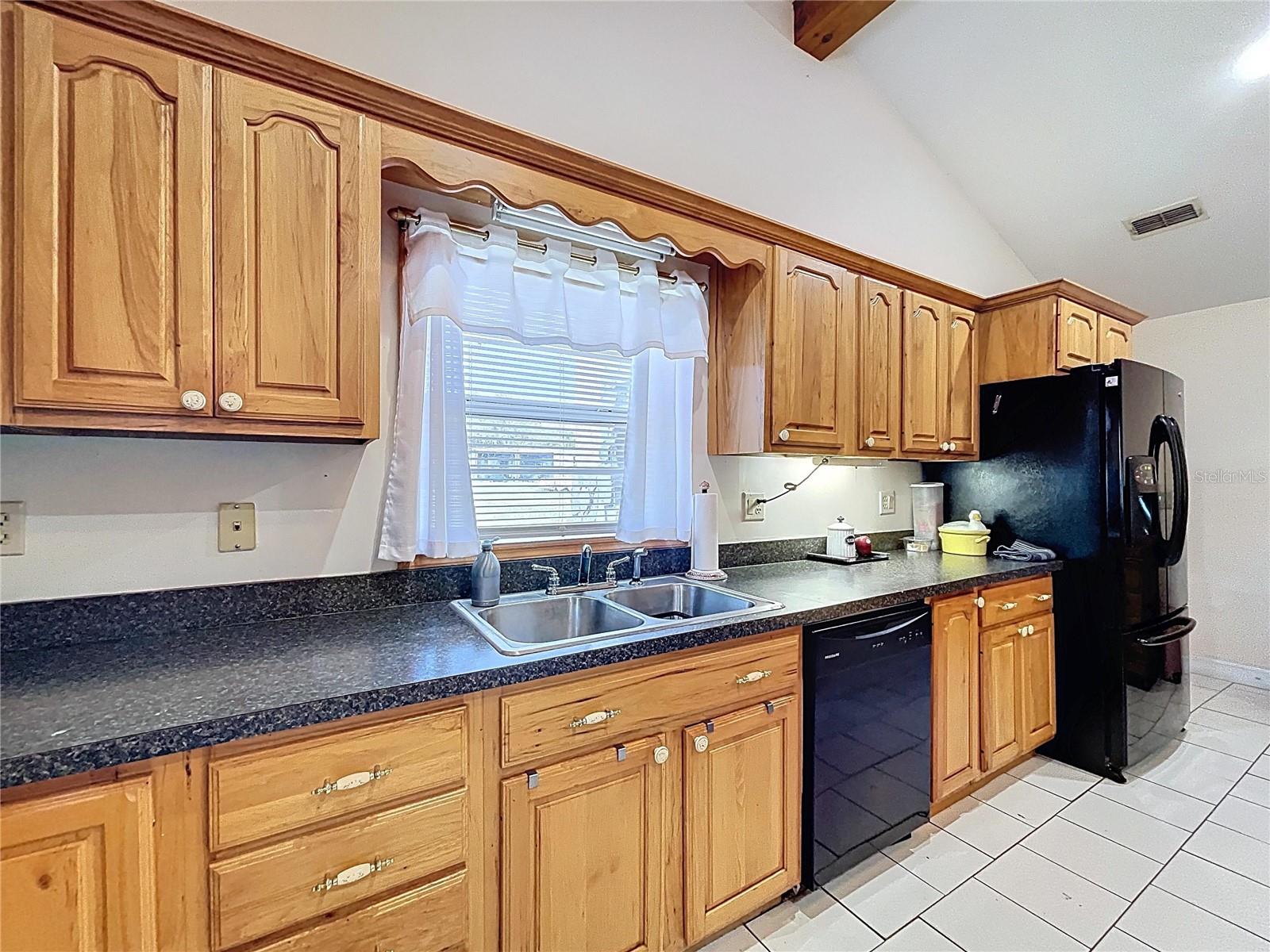 Image 38 of 82 For 13341 Hexam Road