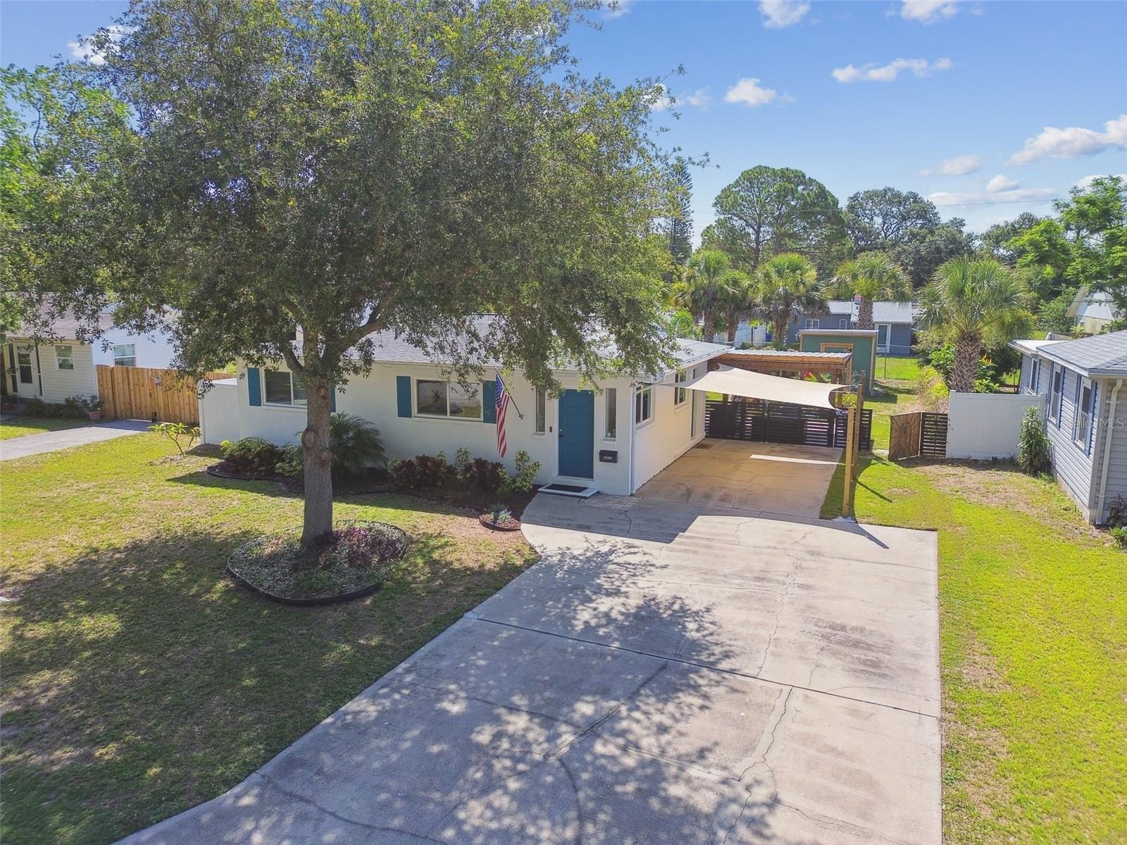 Image 31 of 32 For 1529 Essex Drive N