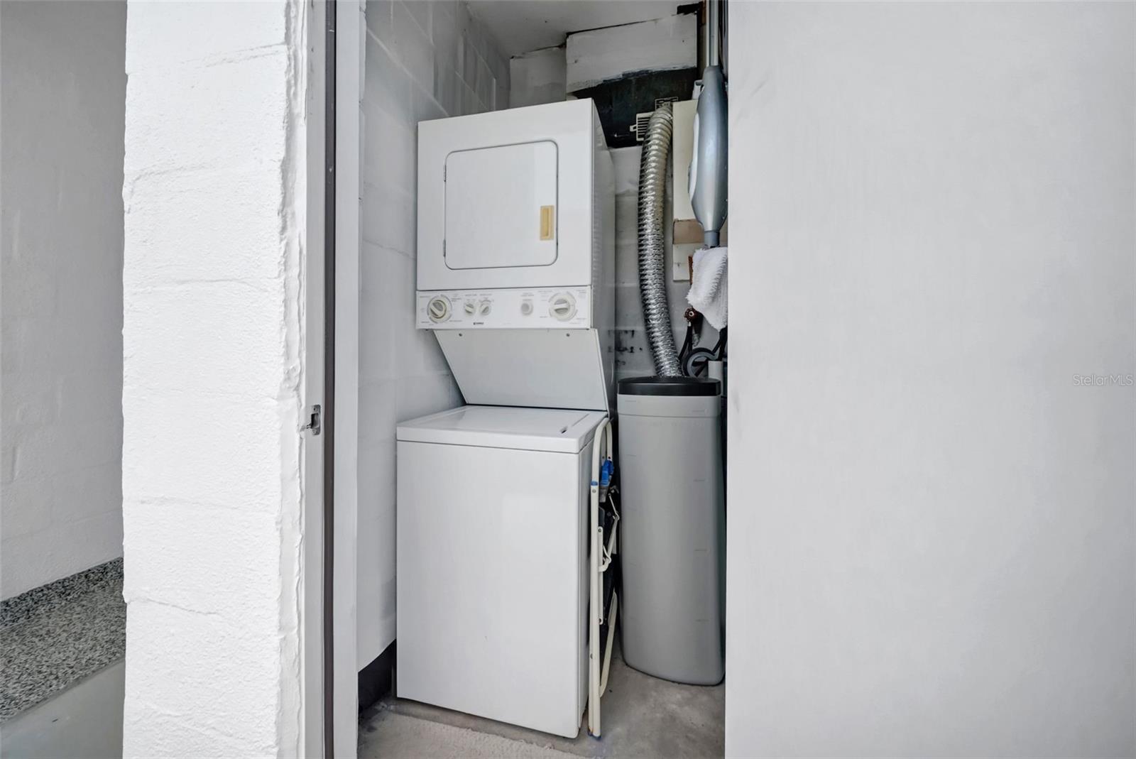 Image 16 of 26 For 7850 40th Avenue N 7850