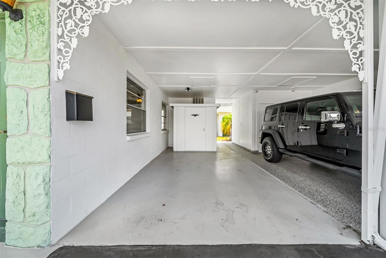 Image 18 of 26 For 7850 40th Avenue N 7850