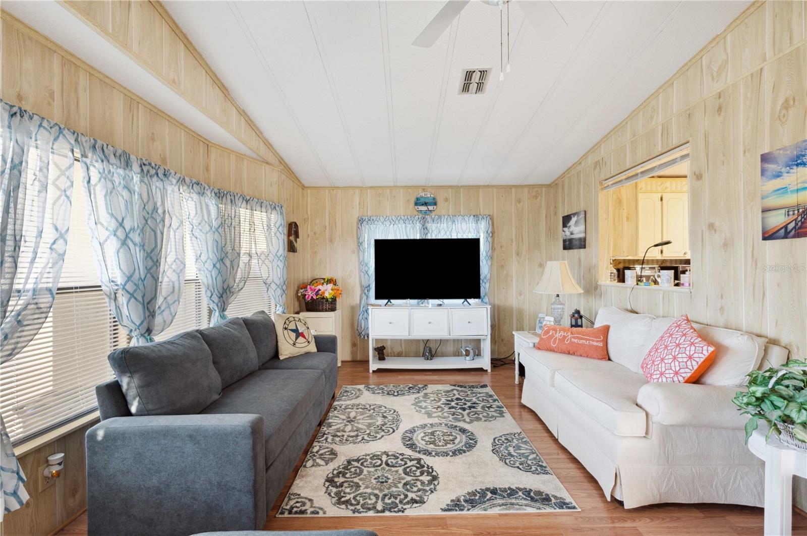 Image 8 of 46 For 5409 Antigua Drive