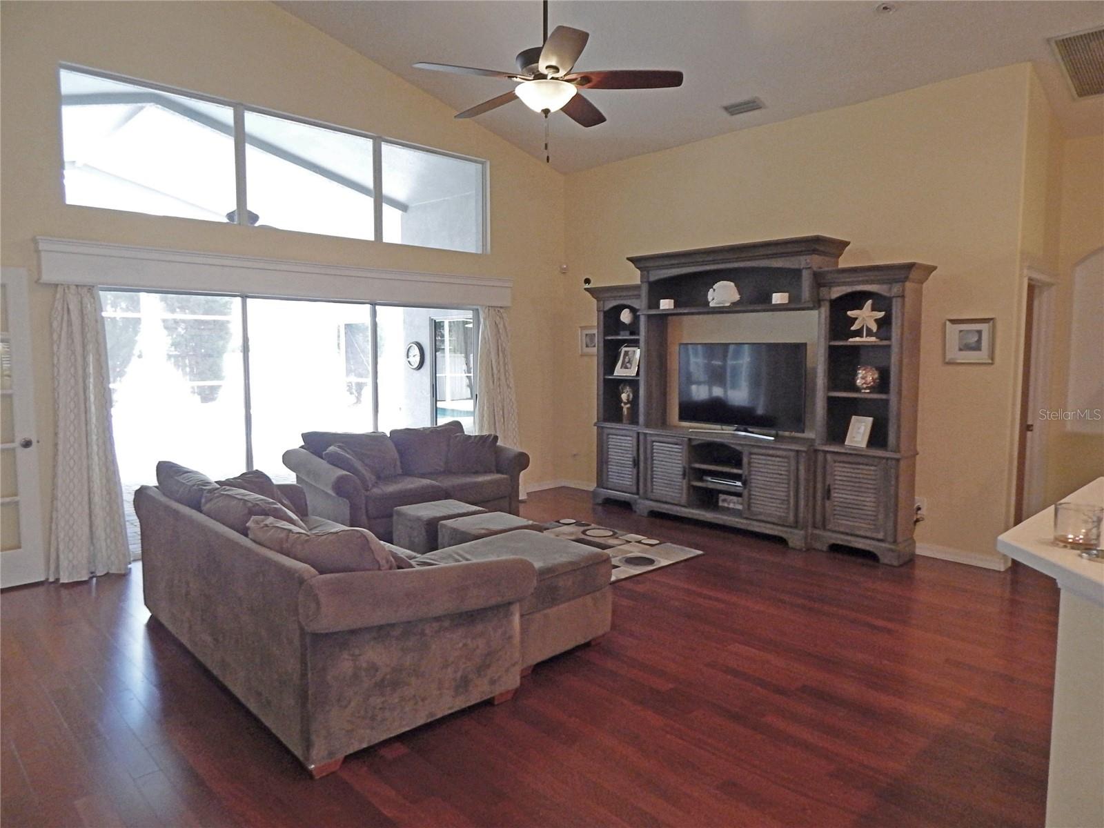 Image 10 of 47 For 5815 Heronview Crescent Drive
