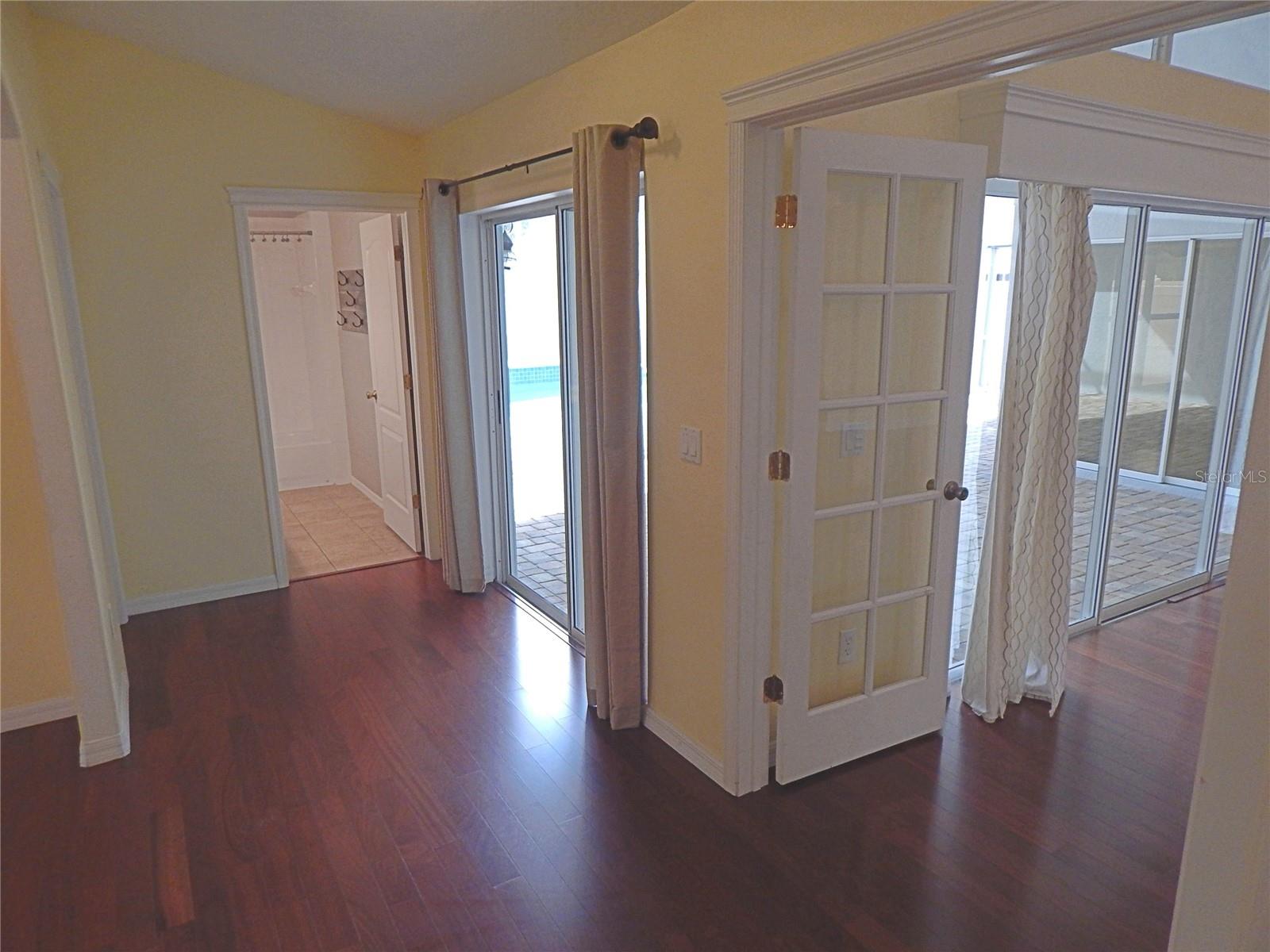 Image 23 of 47 For 5815 Heronview Crescent Drive