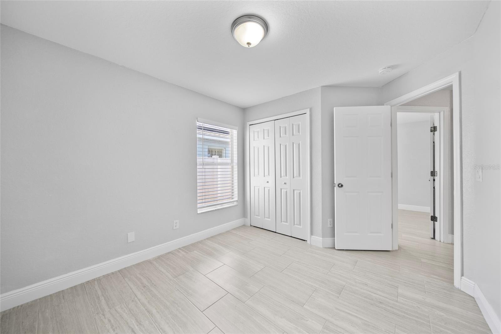 Listing photo id 13 for 11363 Cocoa Beach Drive