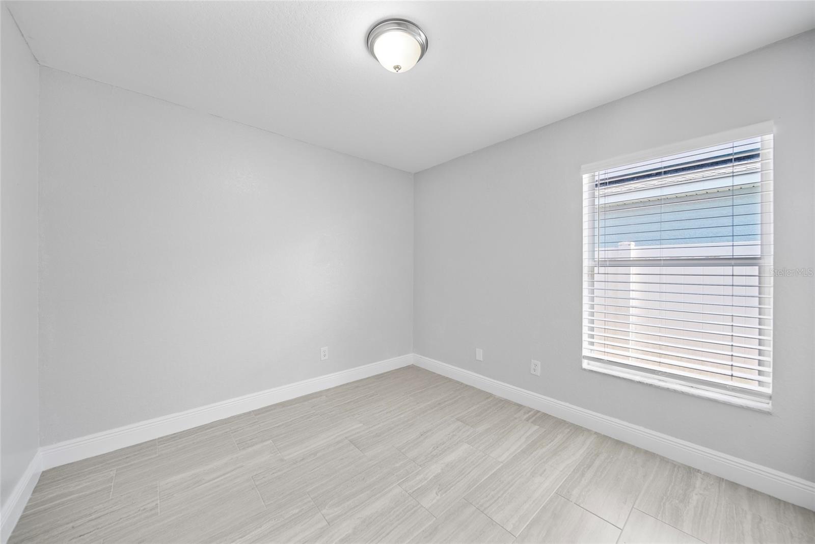 Listing photo id 15 for 11363 Cocoa Beach Drive