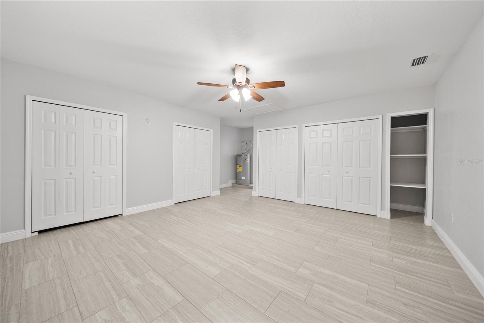 Listing photo id 17 for 11363 Cocoa Beach Drive